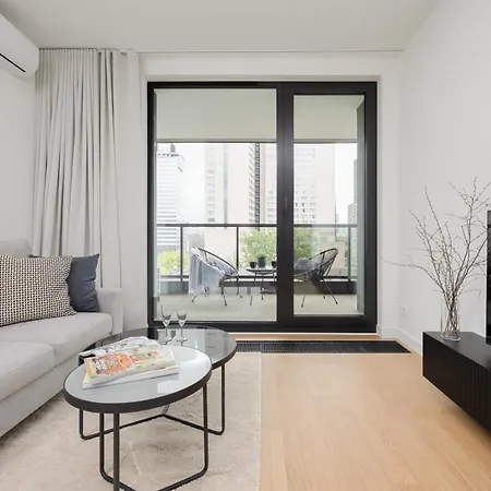 公寓 Luxury With Parking In The Centre By Renters Prestige