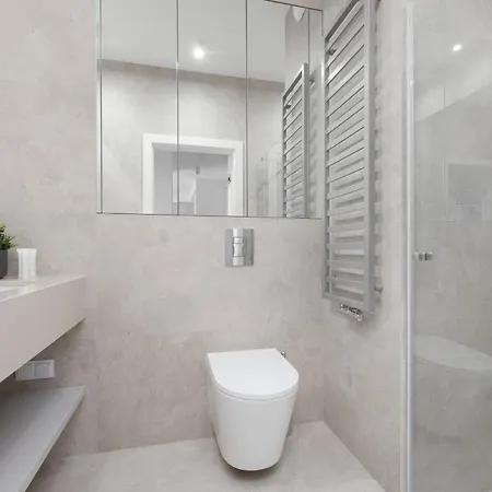 Luxury With Parking In The Centre By Renters Prestige 华沙