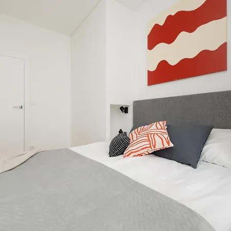 Luxury With Parking In The Centre By Renters Prestige 아파트
